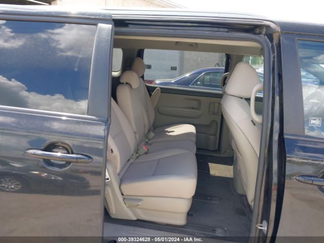 KNDMB5C17G6126313 KIA SEDONA LX