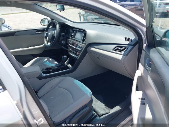 Hyundai SONATA SE 2018 5NPE24AF0JH723099 Image 5
