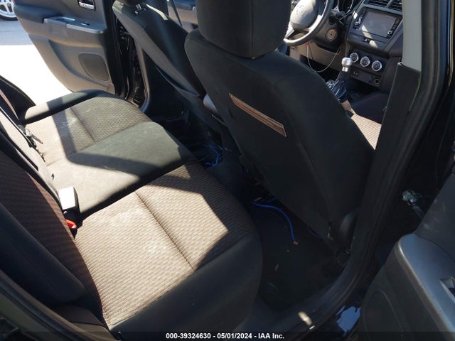 JA4AP3AU7JU010127 Mitsubishi Outlander Sport 2.0 Es