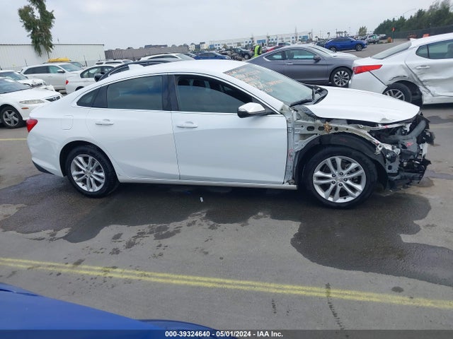 Chevrolet MALIBU LT 2018 1G1ZD5STXJF222312 Image 14