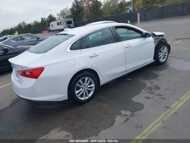 Chevrolet MALIBU LT 2018 1G1ZD5STXJF222312 Image 4