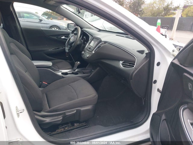 Chevrolet MALIBU LT 2018 1G1ZD5STXJF222312 Image 5