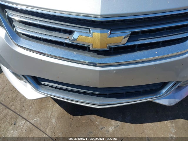 Chevrolet IMPALA 1LT 2017 2G1105S37H9116024 Image 6