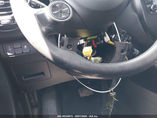 KIA SOUL + 2019 KNDJP3A51K7631183 Image 20
