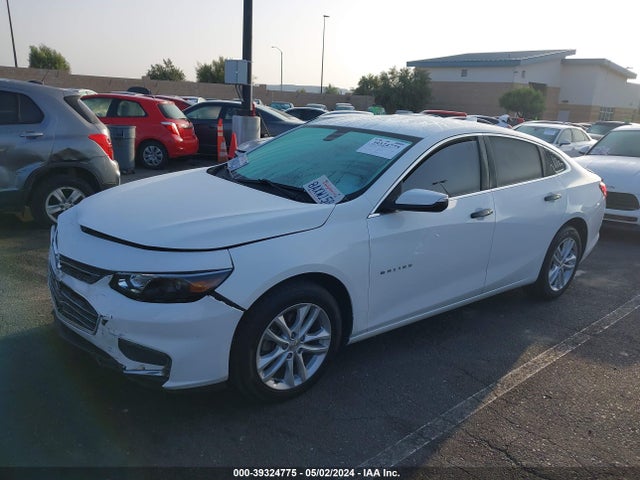 Chevrolet MALIBU LT 2018 1G1ZD5ST3JF132368 Image 2