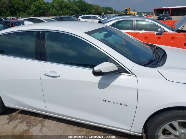 Chevrolet MALIBU LT 2018 1G1ZD5STXJF122808 Image 13