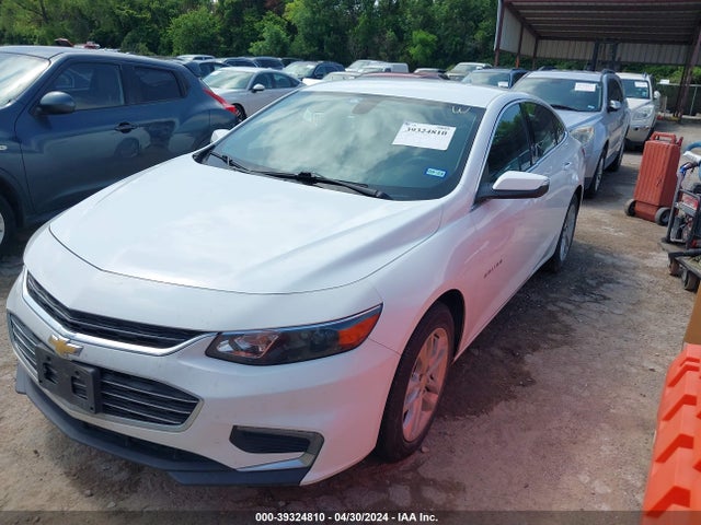 Chevrolet MALIBU LT 2018 1G1ZD5STXJF122808 Image 2