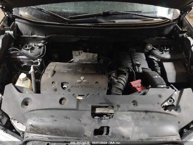 4A4AR4AU5EE030021 Mitsubishi Outlander Sport Se