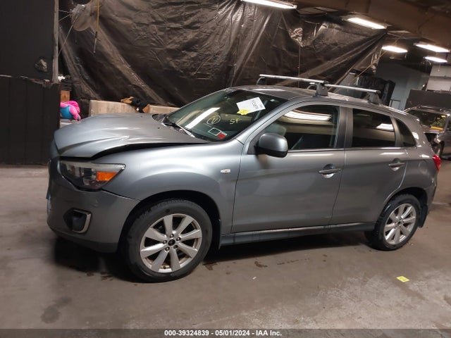 4A4AR4AU5EE030021 Mitsubishi Outlander Sport Se