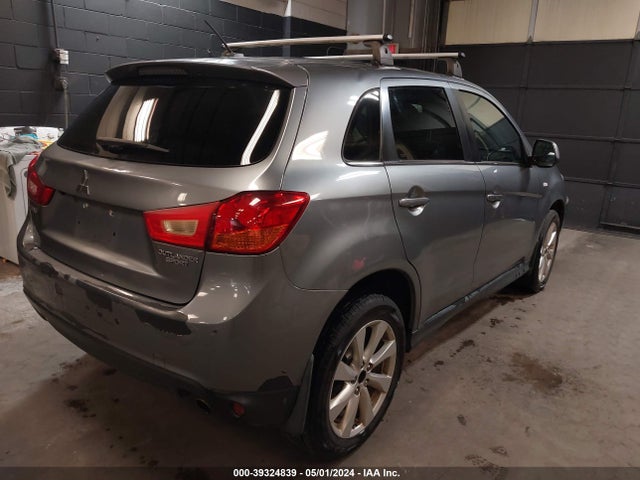 4A4AR4AU5EE030021 Mitsubishi Outlander Sport Se