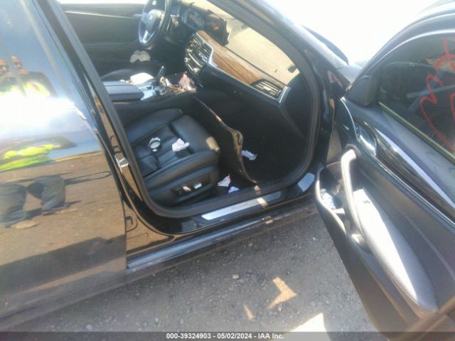 WBAJA7C56KWW01329 BMW 530i Xdrive