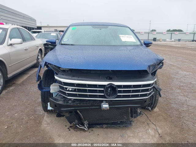 1VWDT7A37HC057345 Volkswagen Passat 1.8t R-line