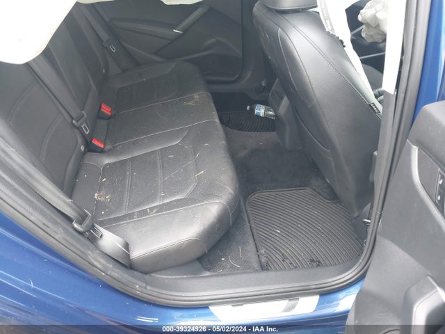 1VWDT7A37HC057345 Volkswagen Passat 1.8t R-line