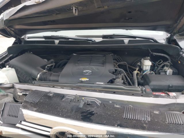 5TFEM5F11HX114194 Toyota Tundra Sr5 4.6l V8