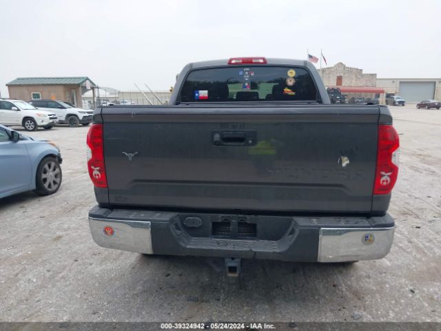 5TFEM5F11HX114194 Toyota Tundra Sr5 4.6l V8