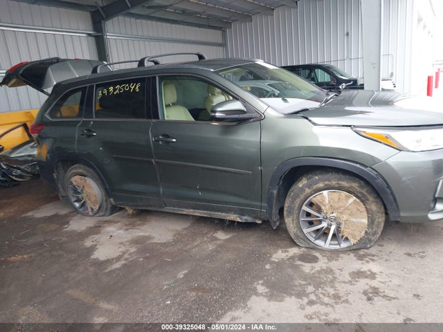 Toyota Highlander Xle 2017 5TDJZRFH1HS465164 Image 13