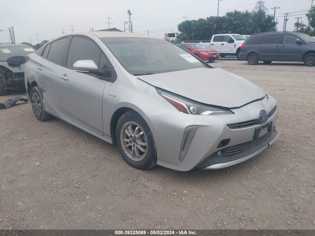 Toyota Prius Le 2019 JTDL9RFU8K3008429 main image