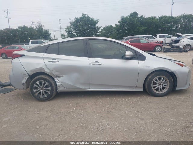 Toyota Prius Le 2019 JTDL9RFU8K3008429 Image 13