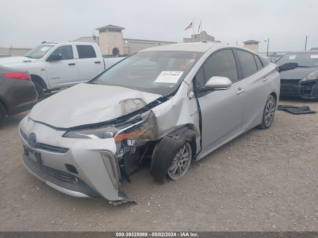 Toyota Prius Le 2019 JTDL9RFU8K3008429 Image 2