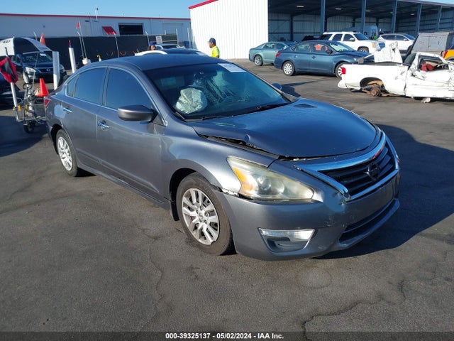 Nissan Altima 2.5 S 2015 1N4AL3AP7FC148670 Image 1