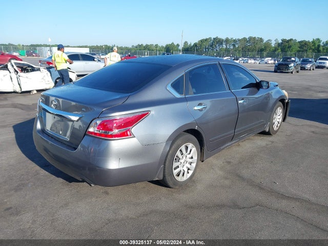 Nissan Altima 2.5 S 2015 1N4AL3AP7FC148670 Image 4