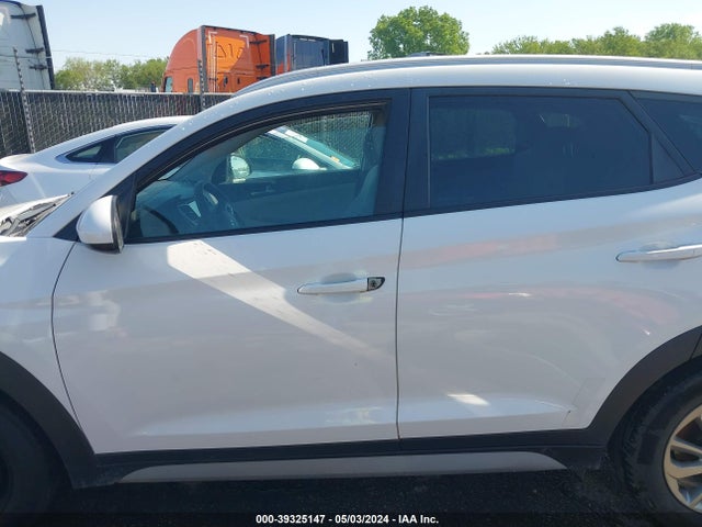 Hyundai TUCSON SEL 2018 KM8J3CA49JU712429 Image 6