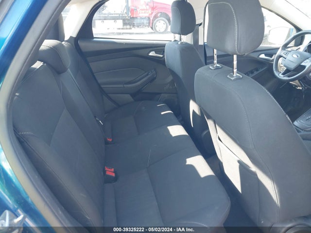 Ford FOCUS SE 2018 1FADP3F24JL286142 Image 8