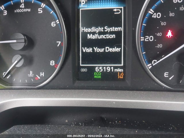 Toyota RAV4 LE 2017 JTMZFREV0HJ711900 Image 7