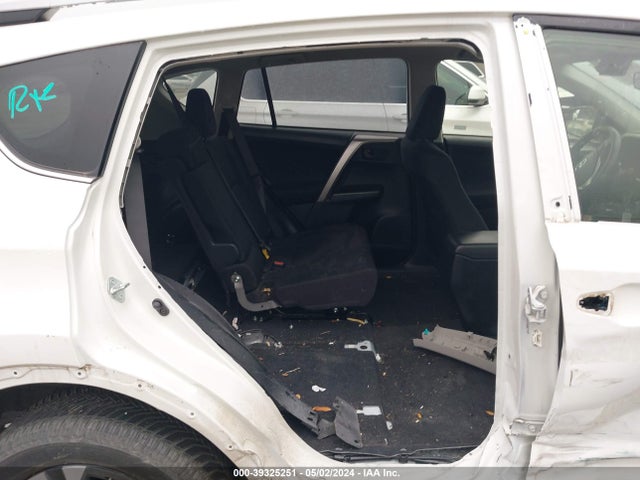 Toyota RAV4 LE 2017 JTMZFREV0HJ711900 Image 8