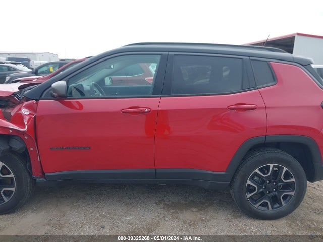 Jeep Compass Trailhawk 4x4 2019 3C4NJDDB2KT601566 Image 14