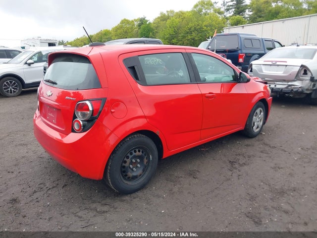 Chevrolet Sonic Ls Auto 2015 1G1JA6SH8F4150021 Image 4