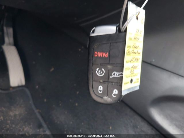 1C4RJEBG2KC646976 Jeep Grand Cherokee Limited 4x2