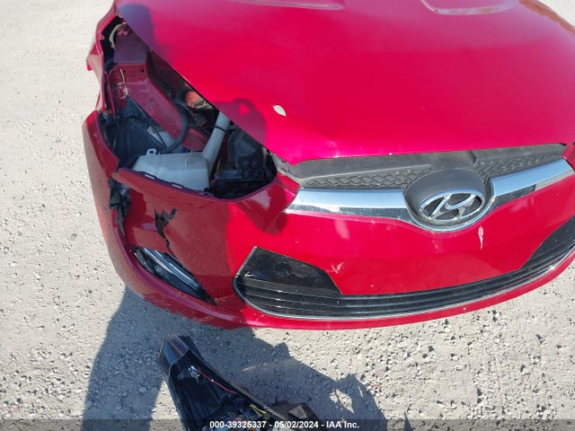 Hyundai Veloster 2016 KMHTC6AD1GU295262 Image 13