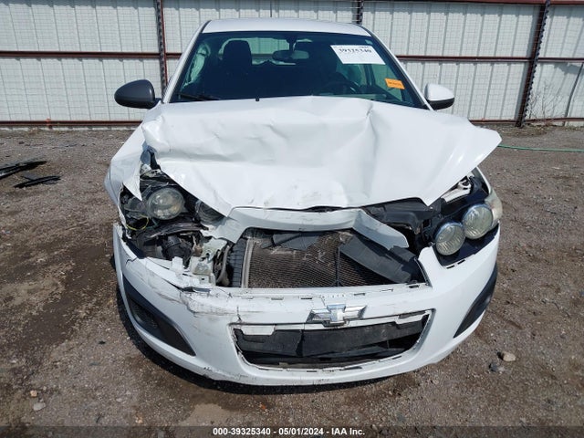 Chevrolet Sonic Lt Auto 2015 1G1JC6SH1F4111300 Image 12