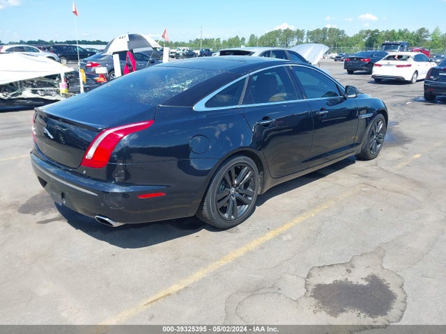 2012 JAGUAR XJ SAJWA1CB6CLV29953 Photo 3