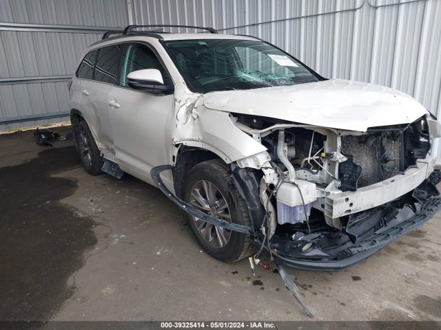 Toyota Highlander Xle V6 2015 5TDJKRFH3FS195419 zdjęcie główne