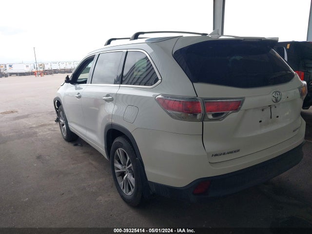 Toyota Highlander Xle V6 2015 5TDJKRFH3FS195419 Image 3