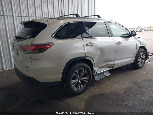 Toyota Highlander Xle V6 2015 5TDJKRFH3FS195419 Image 4