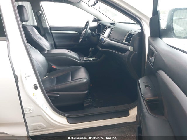 Toyota Highlander Xle V6 2015 5TDJKRFH3FS195419 Image 5