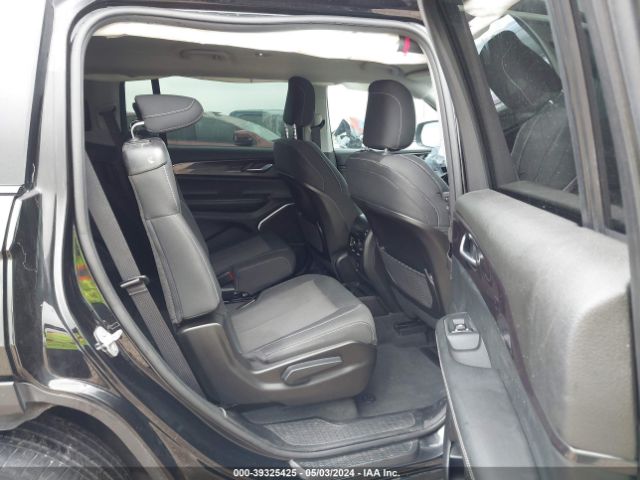 1C4RJJAG2N8581919 Jeep Grand Cherokee L Laredo 4x2