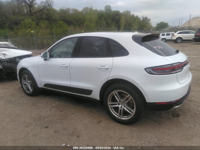 2021 PORSCHE MACAN WP1AA2A5XMLB09396 Photo 2