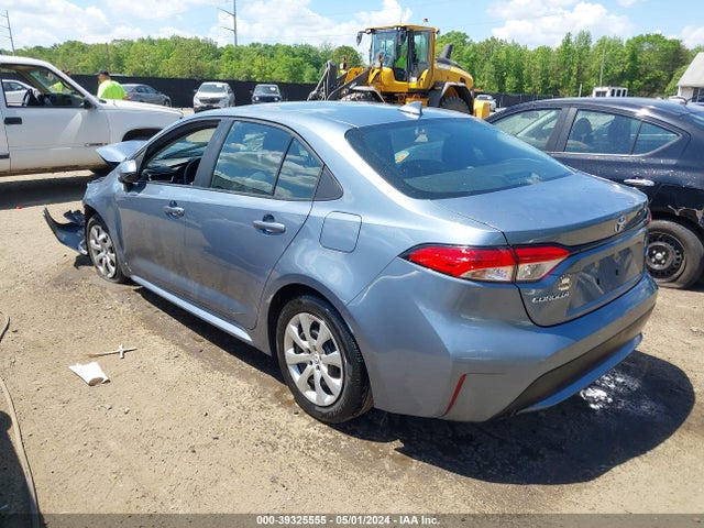 Toyota COROLLA LE 2022 5YFEPMAE7NP361967 Image 3