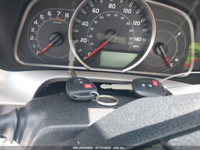 JTMWFREV4ED028689 Toyota Rav4 Xle