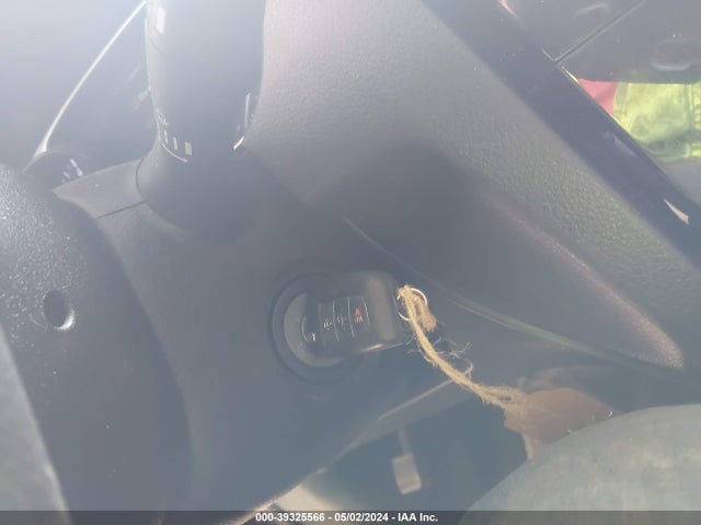 Nissan ROGUE S 2015 KNMAT2MV2FP536459 Image 11