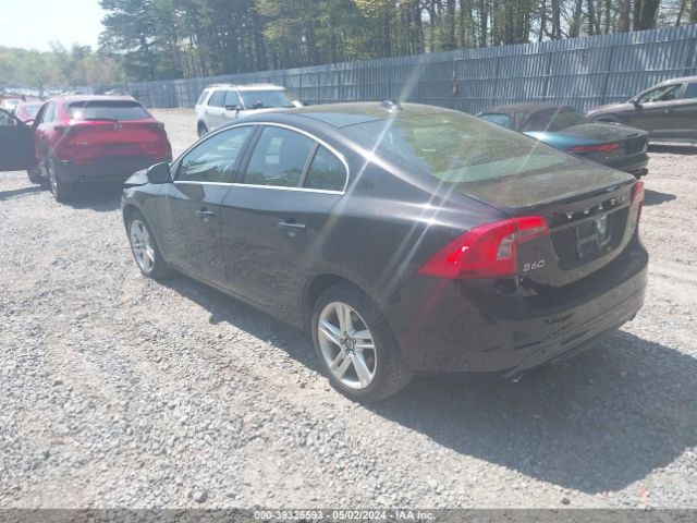 YV1612TK6F2338400 Volvo S60 T5 Premier