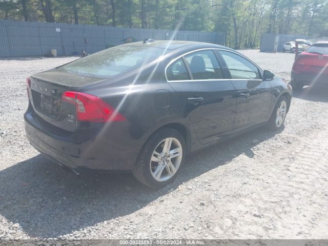 YV1612TK6F2338400 Volvo S60 T5 Premier
