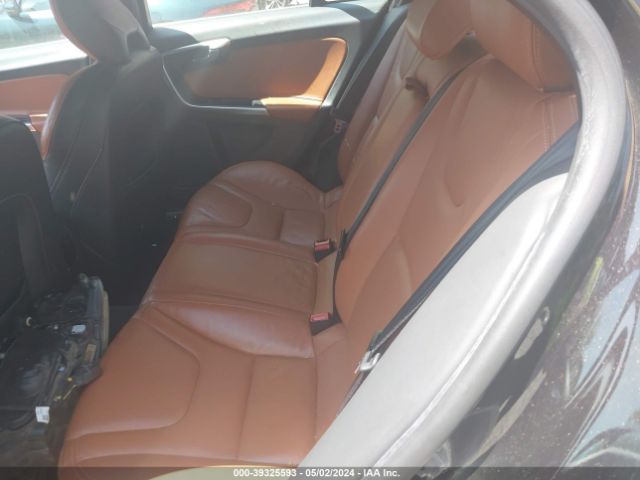 YV1612TK6F2338400 Volvo S60 T5 Premier