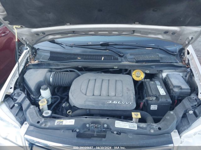 2C4RC1CG8ER409745 Chrysler Town & Country Touring-l