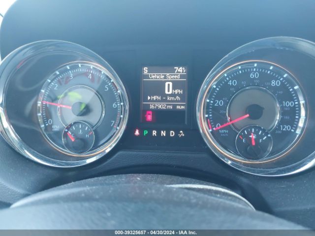 2C4RC1CG8ER409745 Chrysler Town & Country Touring-l