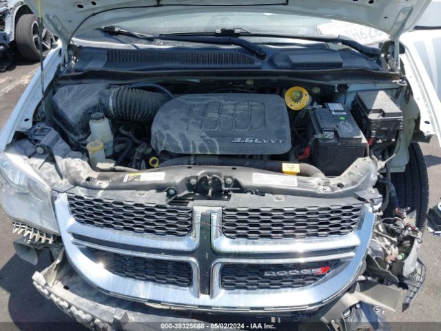 2C4RDGCG0JR205676 Dodge Grand Caravan Sxt